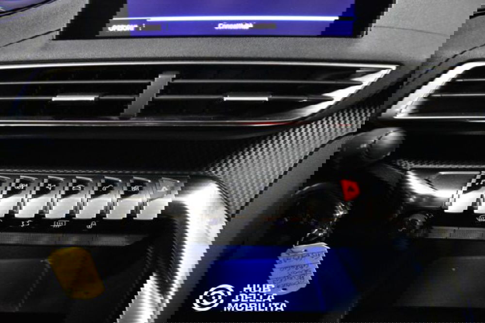 Peugeot 5008 usata a Perugia (13)