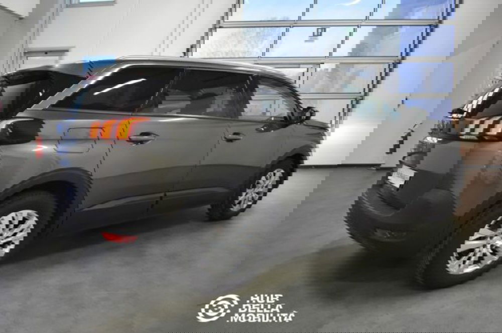 Peugeot 5008 usata a Perugia (4)