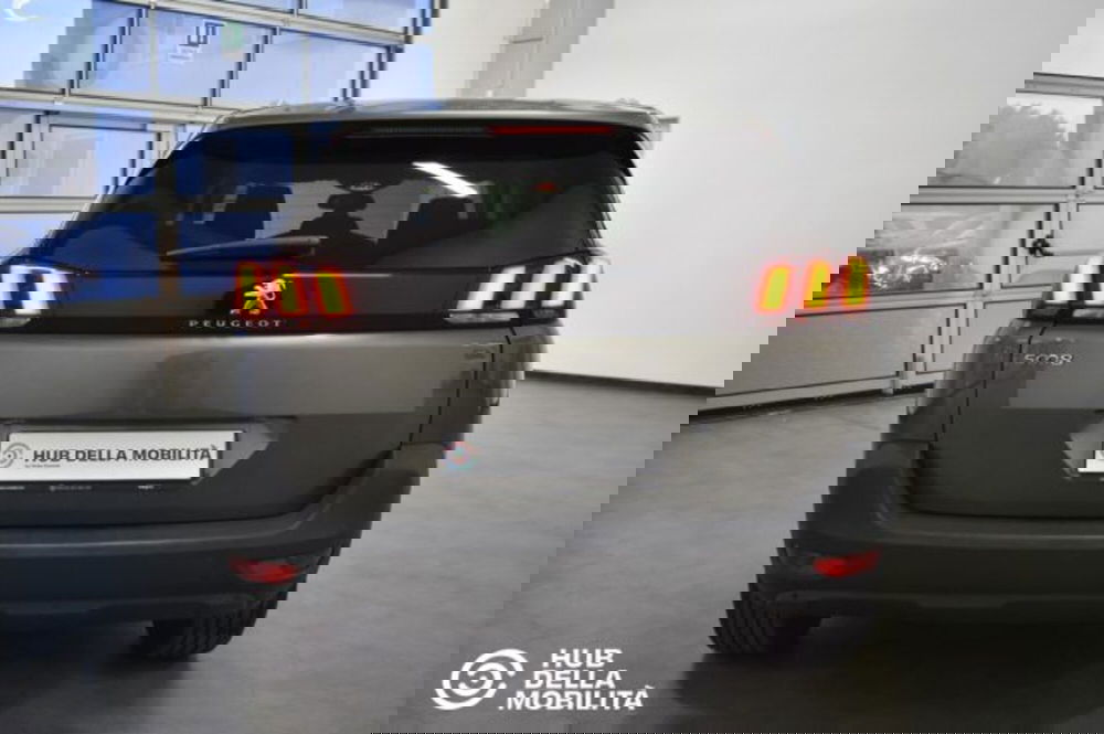 Peugeot 5008 usata a Perugia (5)