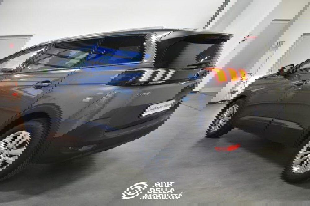 Peugeot 5008 usata a Perugia (6)