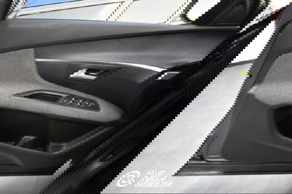 Peugeot 5008 usata a Perugia (7)