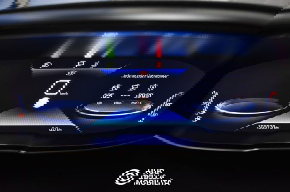 Peugeot 5008 usata a Perugia (8)