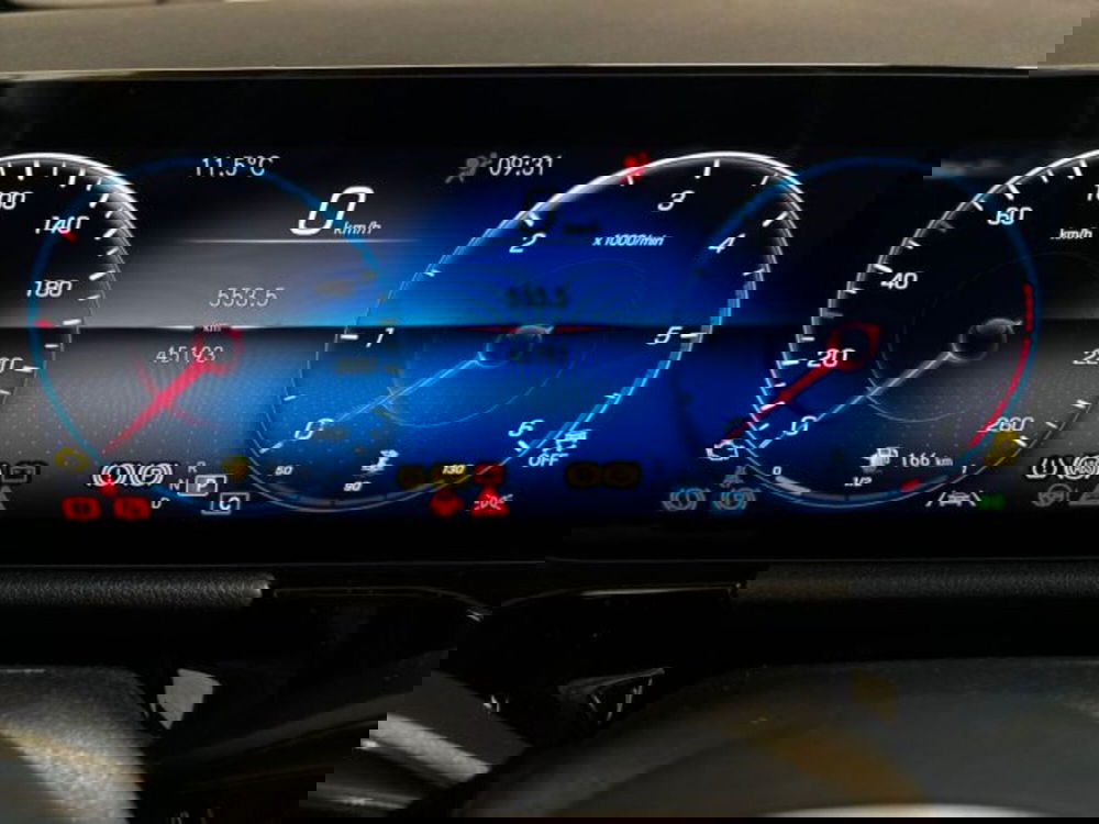 Mercedes-Benz GLA SUV usata a Bologna (13)