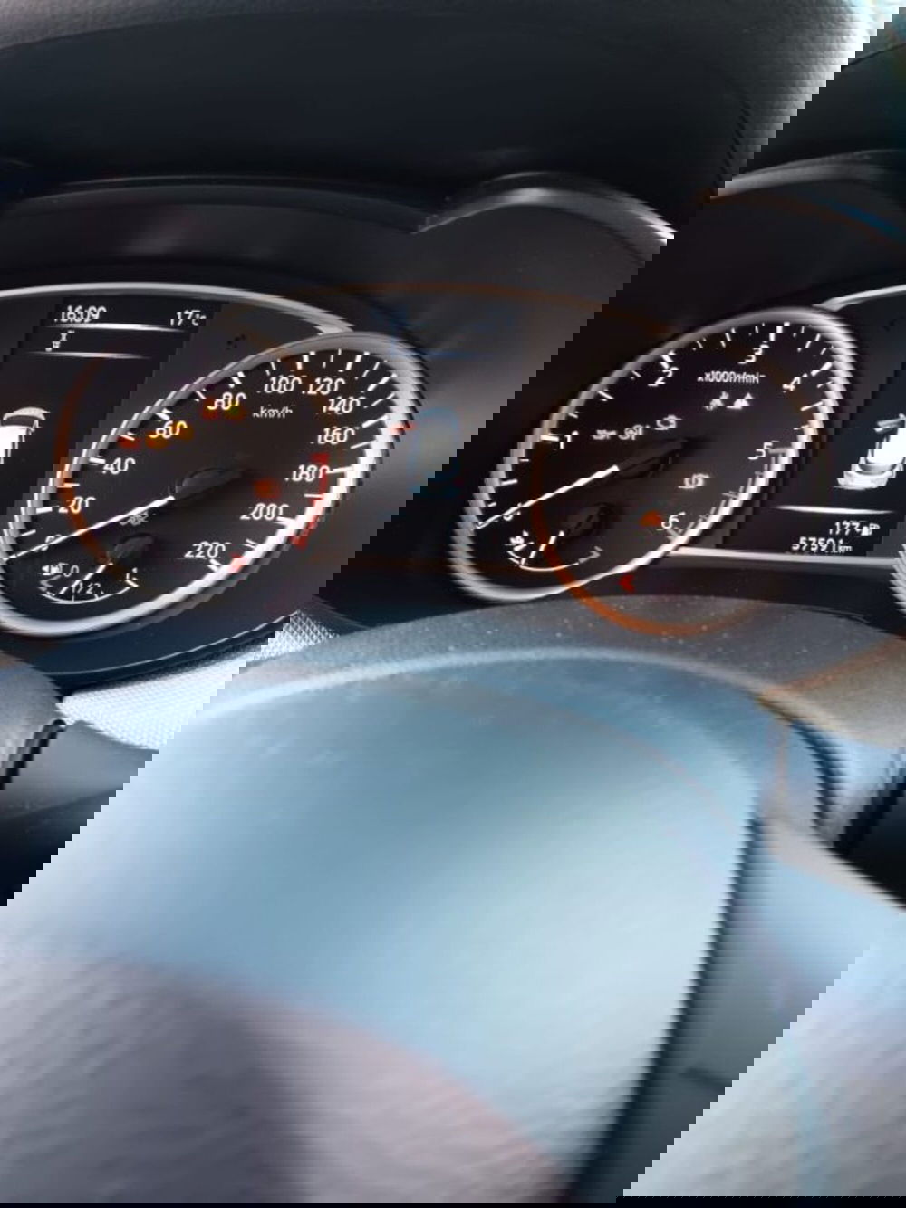 Nissan Micra usata a Macerata (8)