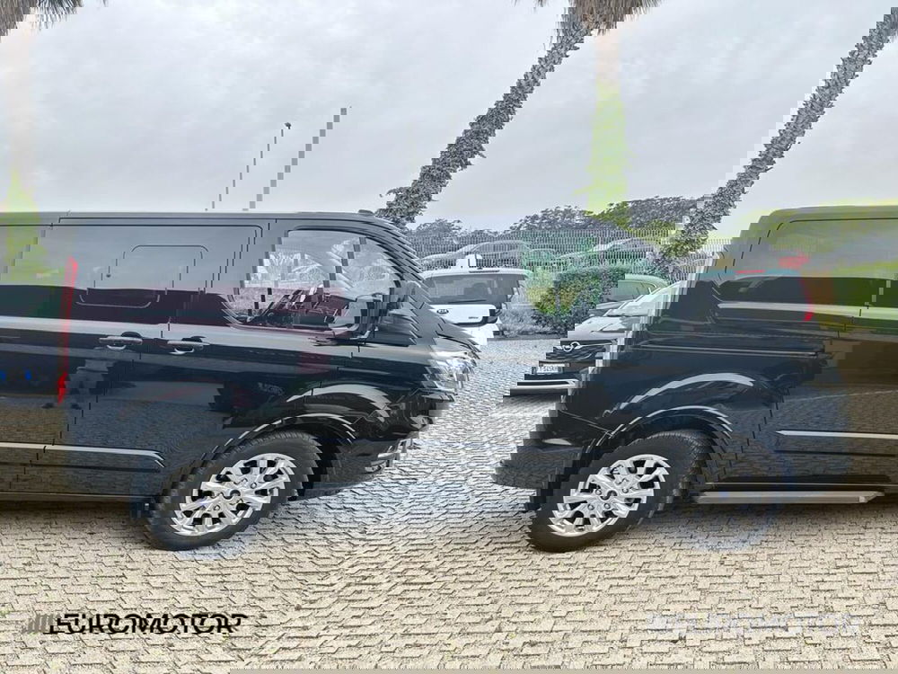 Ford Tourneo Custom usata a Bari (4)