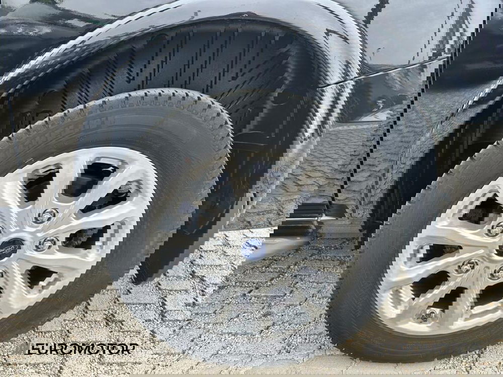 Ford Tourneo Custom usata a Bari (13)