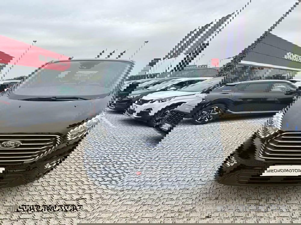 Ford Tourneo Custom usata a Bari (2)