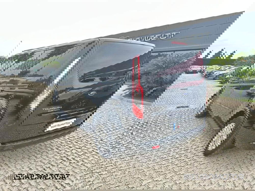 Ford Tourneo Custom usata a Bari (7)