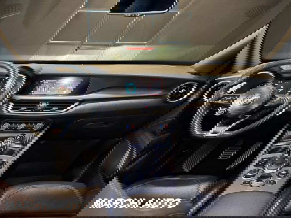 Alfa Romeo Stelvio usata a Perugia (16)