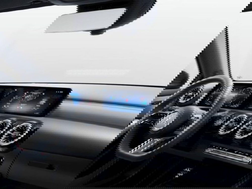 Mercedes-Benz Classe A Sedan nuova a Verona (8)