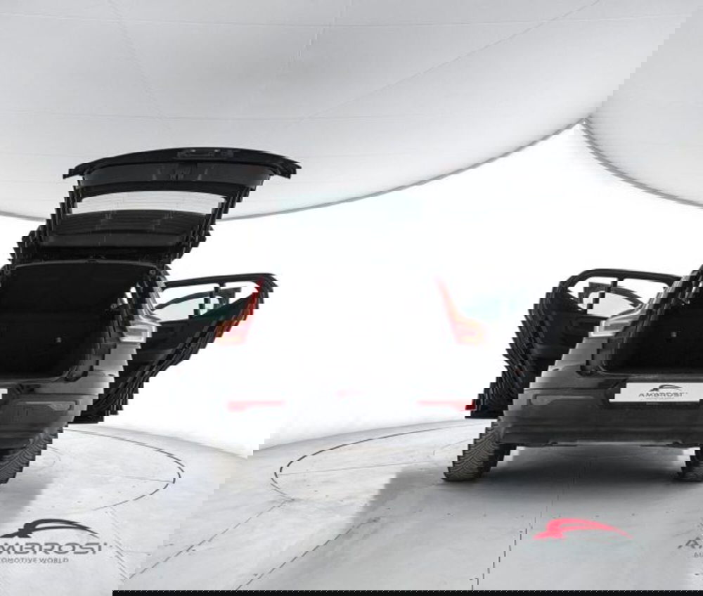 Volvo XC40 usata a Perugia (7)