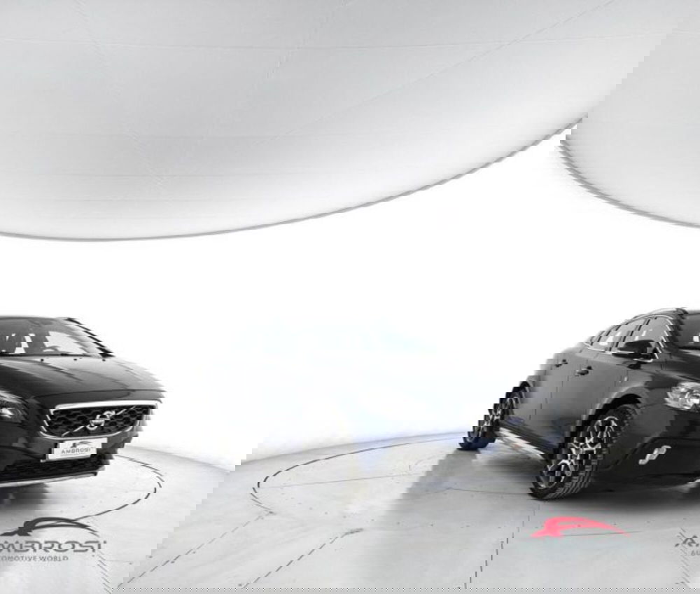 Volvo V40 Cross Country usata a Perugia (2)