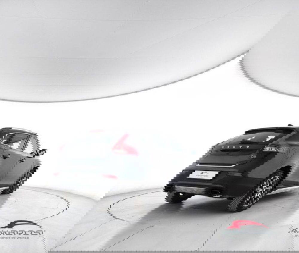 Volvo V40 Cross Country usata a Perugia (3)