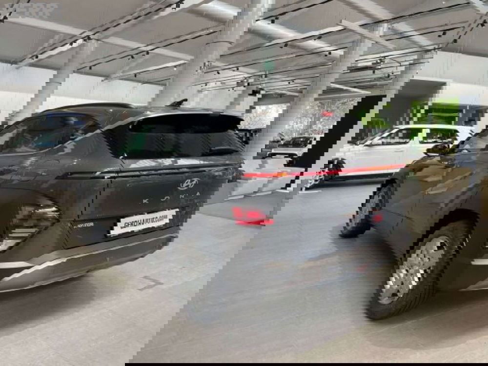 Hyundai Kona nuova a Milano (12)