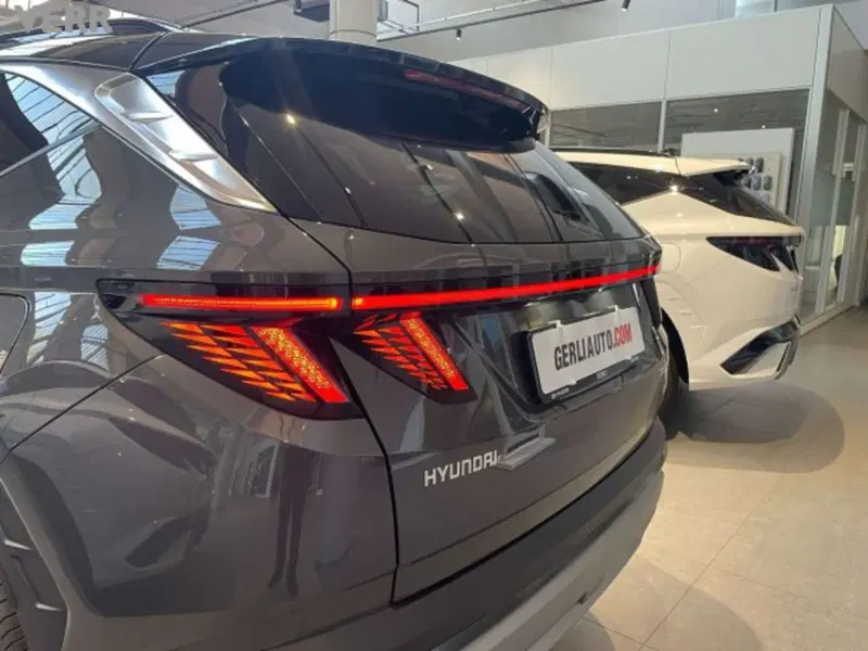 Hyundai Tucson usata a Milano (4)
