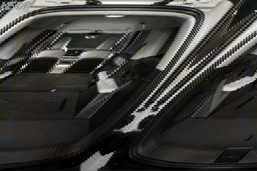 Hyundai Santa Fe nuova a Milano (6)