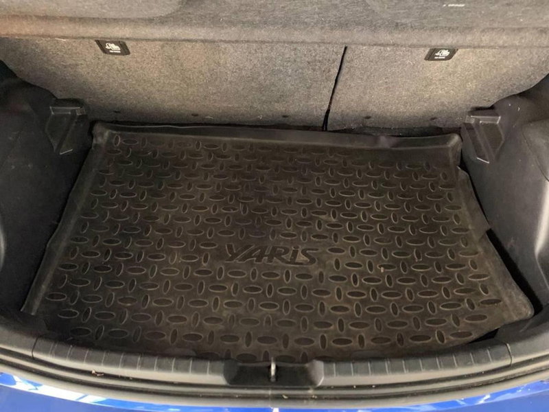 Toyota Yaris usata a Torino (6)