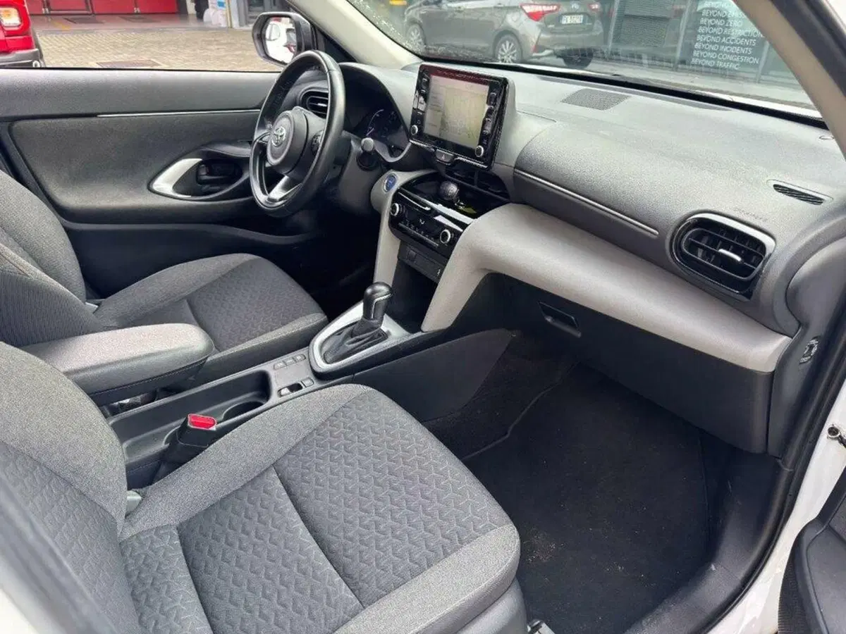 Toyota Yaris Cross usata a Torino (11)