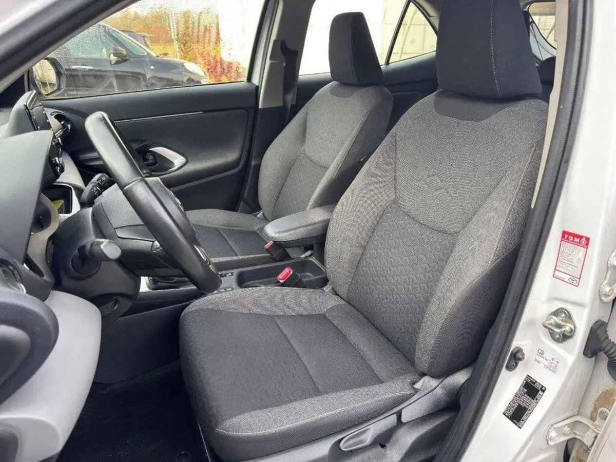 Toyota Yaris Cross usata a Torino (12)