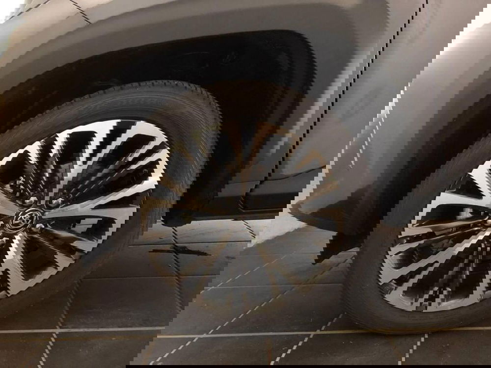 Toyota Yaris Cross nuova a Torino (6)