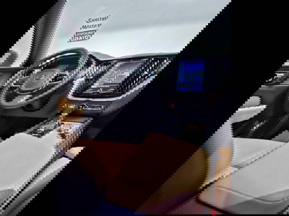 Volvo XC60 usata a Torino (11)