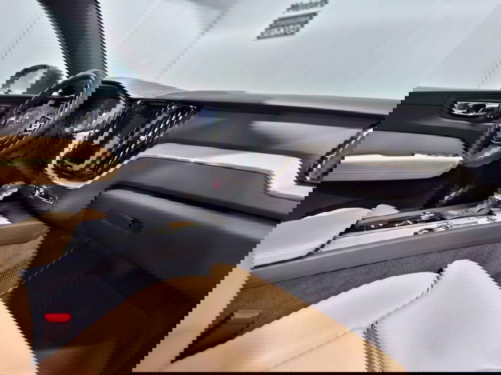 Volvo XC60 usata a Torino (12)