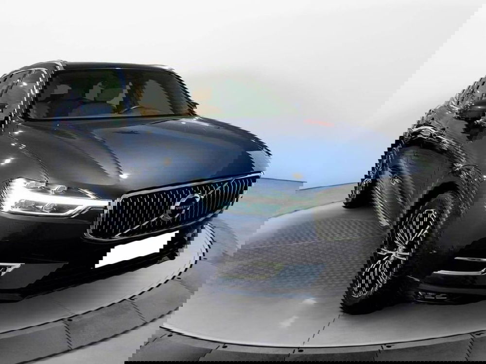 Volvo XC60 usata a Torino (3)