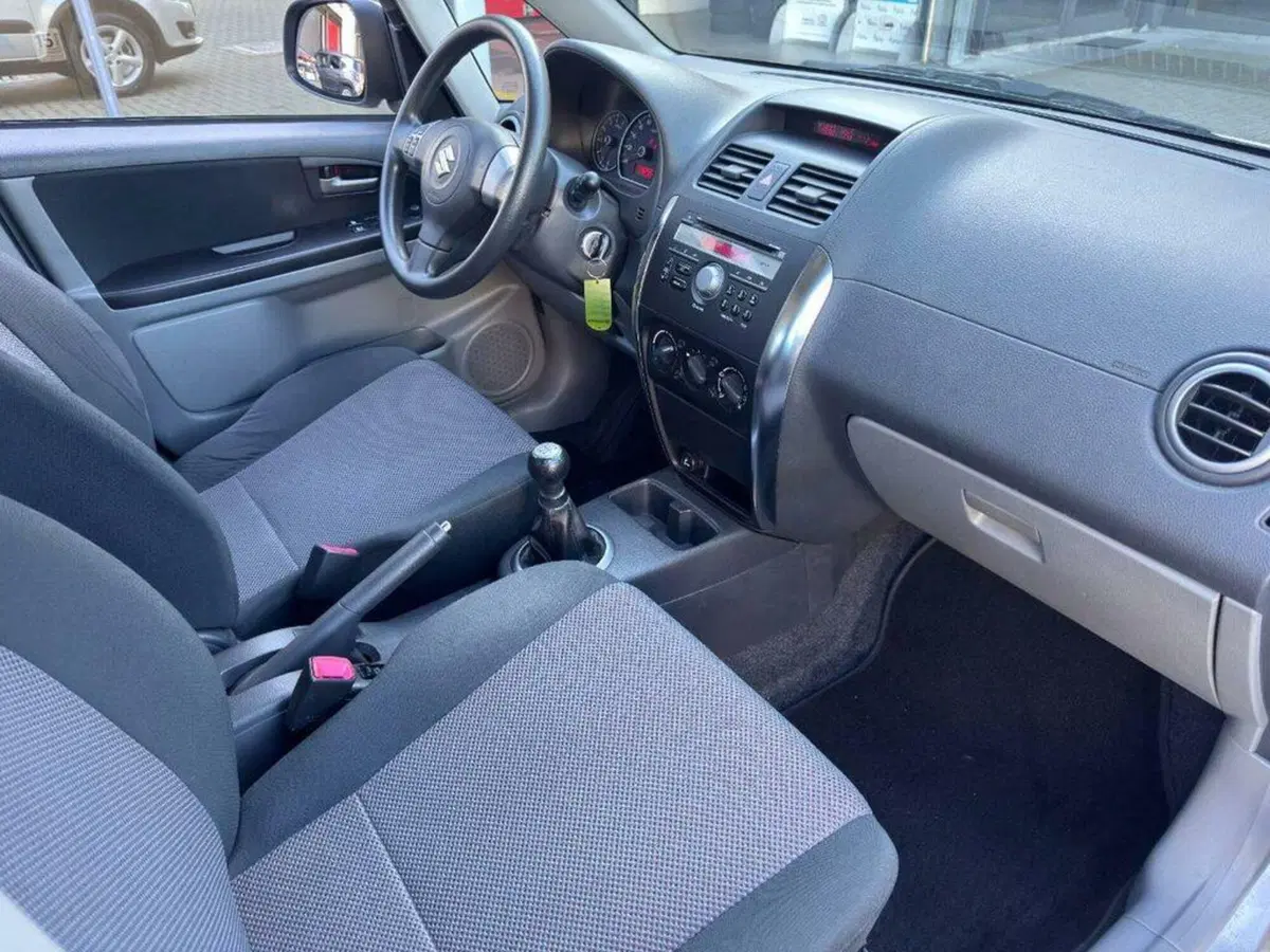 Suzuki SX4 usata a Torino (11)