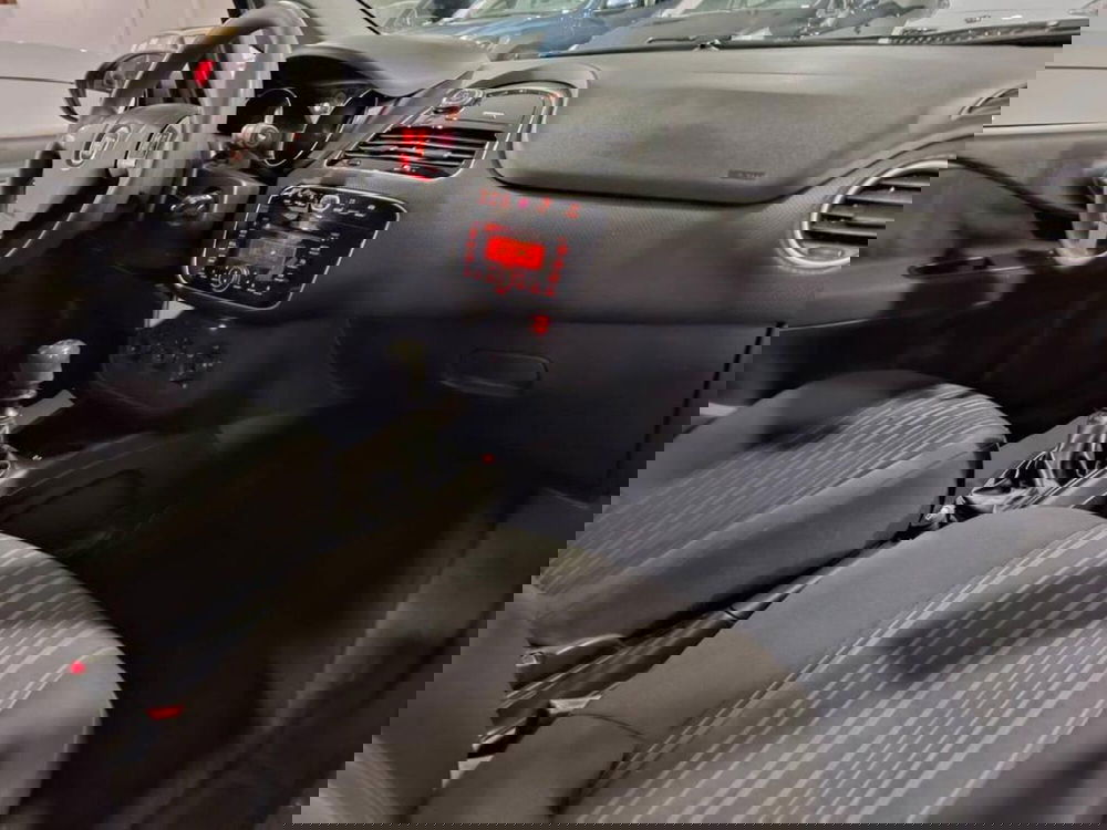 Fiat Punto Evo usata a Torino (11)