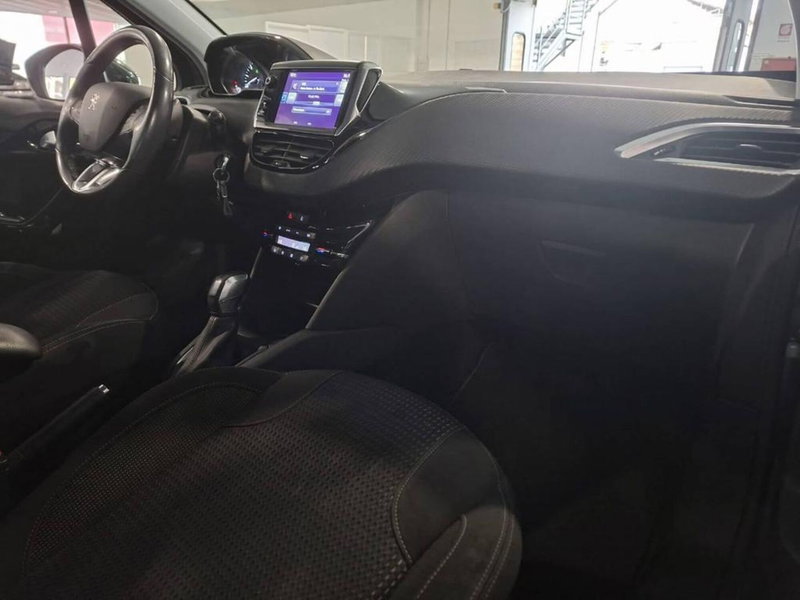 Peugeot 208 usata a Torino (11)