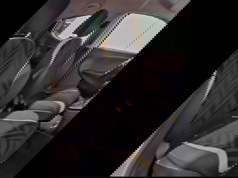 Lancia Ypsilon usata a Torino (13)