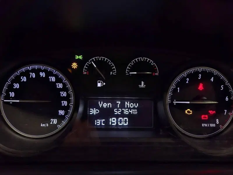 Lancia Ypsilon usata a Torino (7)