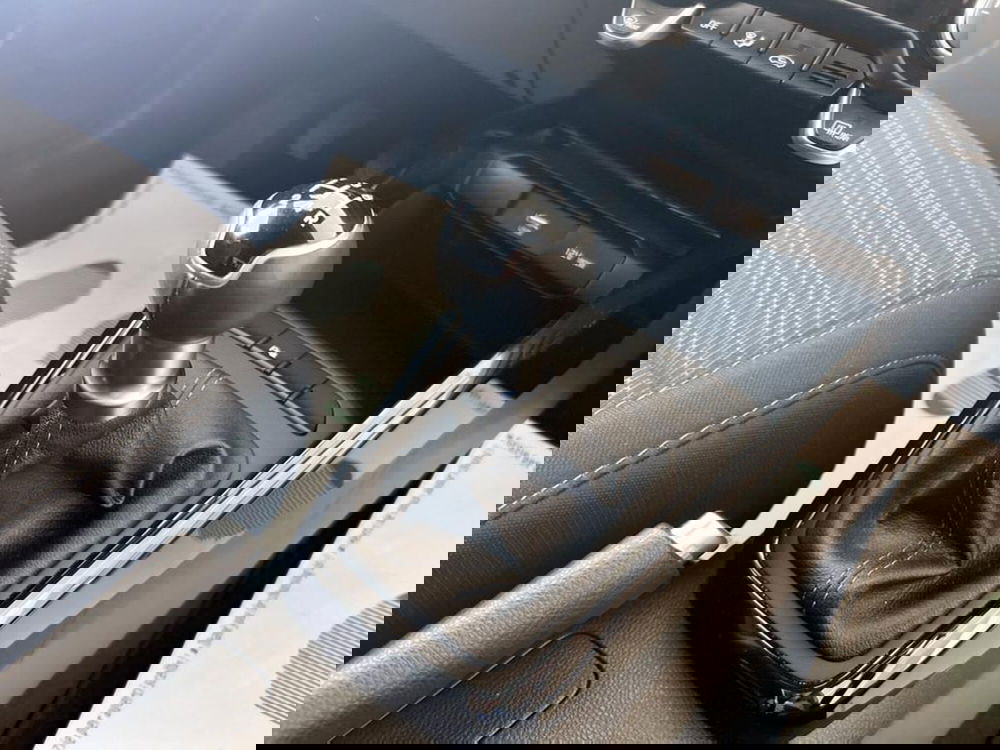 Kia Stonic usata a Piacenza (15)