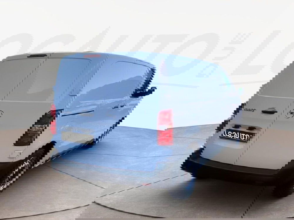 Opel Vivaro Furgone nuova a Torino (4)