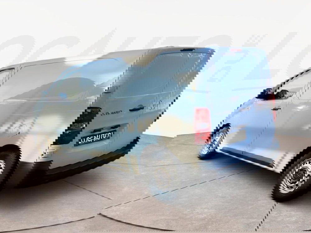 Opel Vivaro Furgone nuova a Torino (5)