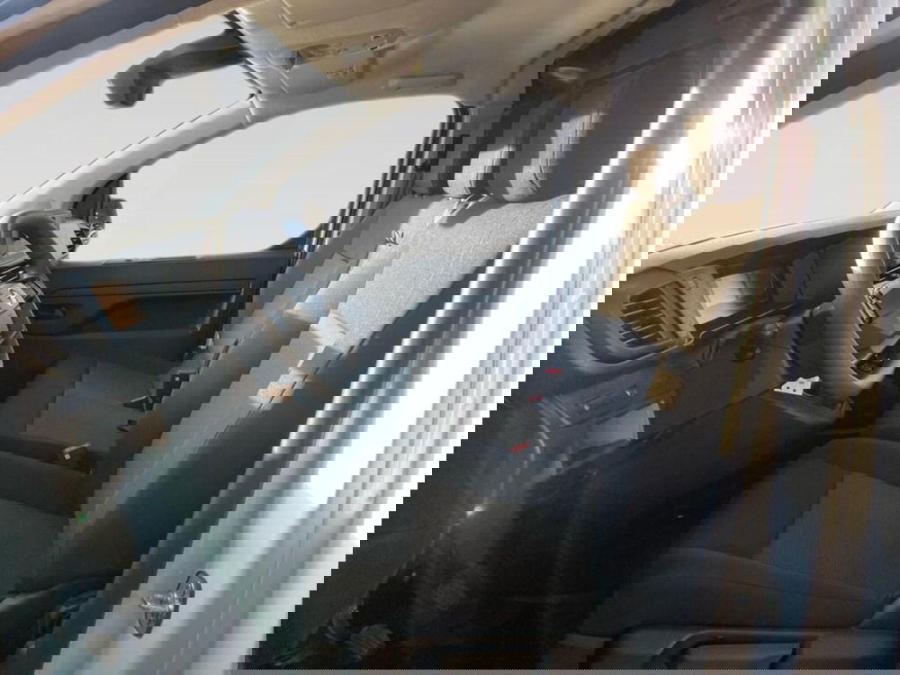 Opel Vivaro Furgone nuova a Torino (7)