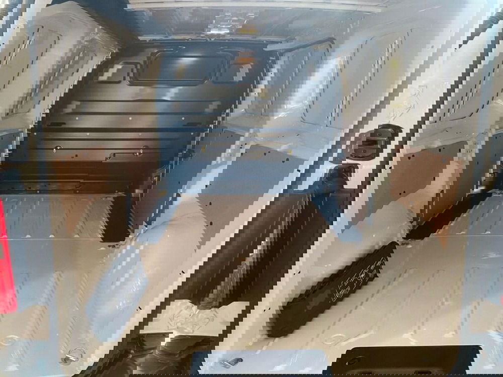 Opel Vivaro Furgone nuova a Torino (9)