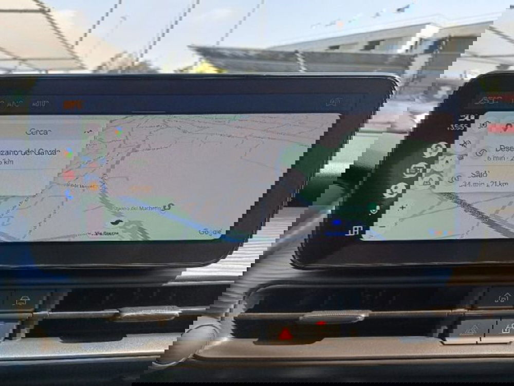 Jeep Avenger nuova a Brescia (12)