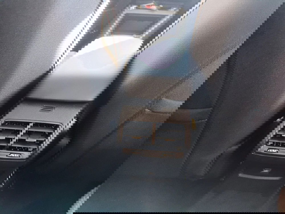 Citroen C4 nuova a Bari (17)