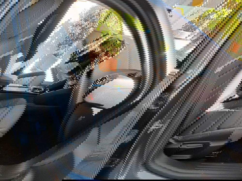 Citroen C4 nuova a Bari (14)