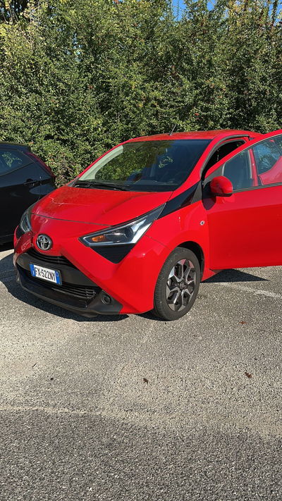 Toyota Aygo Connect 1.0 VVT-i 72 CV 5 porte x-wave del 2019 usata a Ceccano