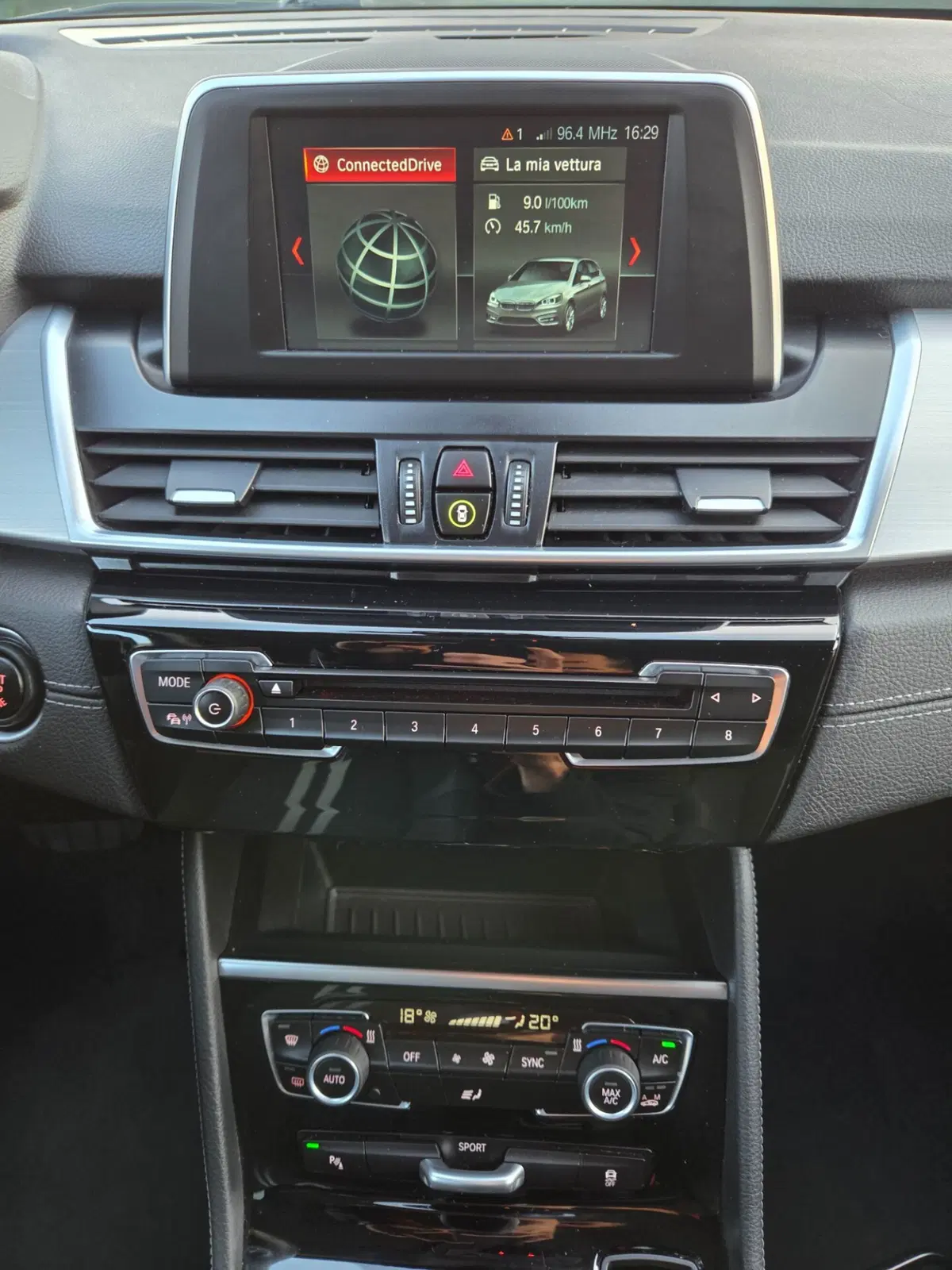 BMW Serie 2 Active Tourer usata a Torino (9)