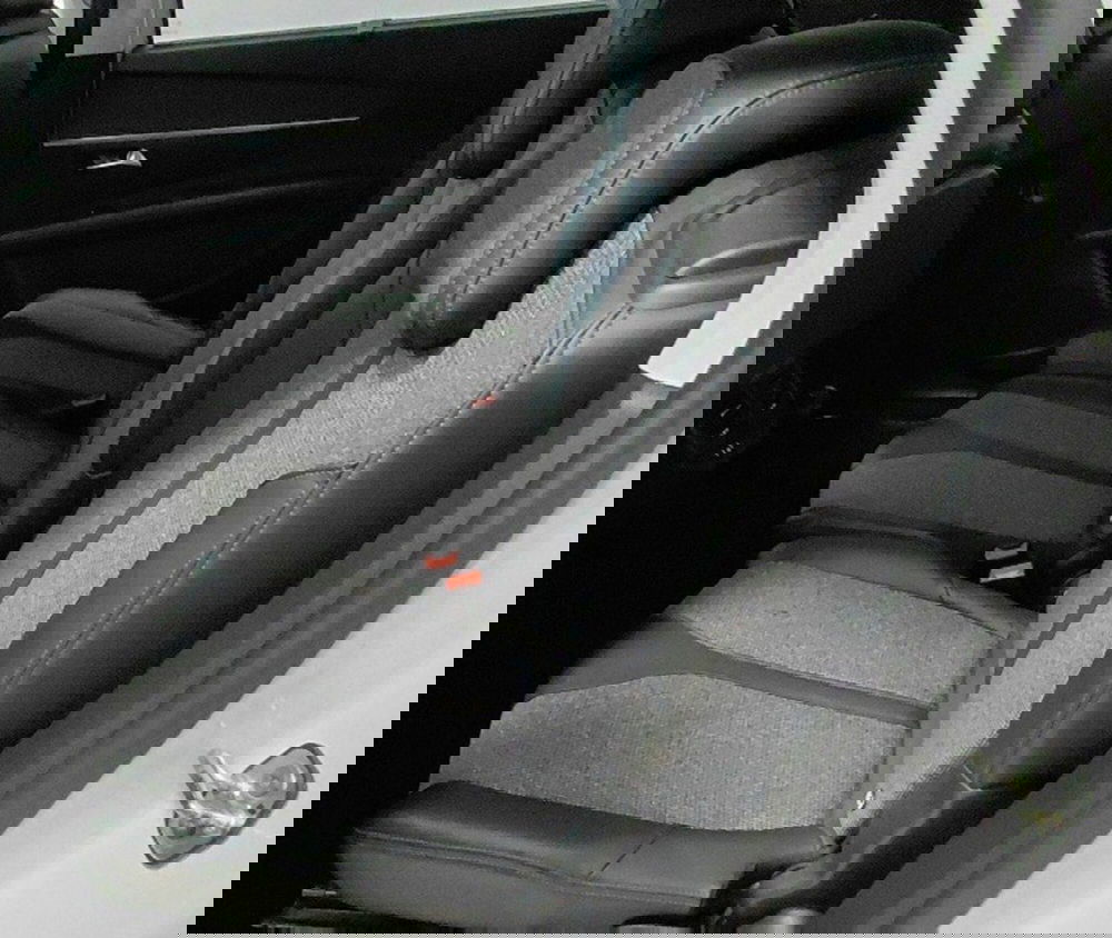 Peugeot 5008 usata a Cosenza (12)