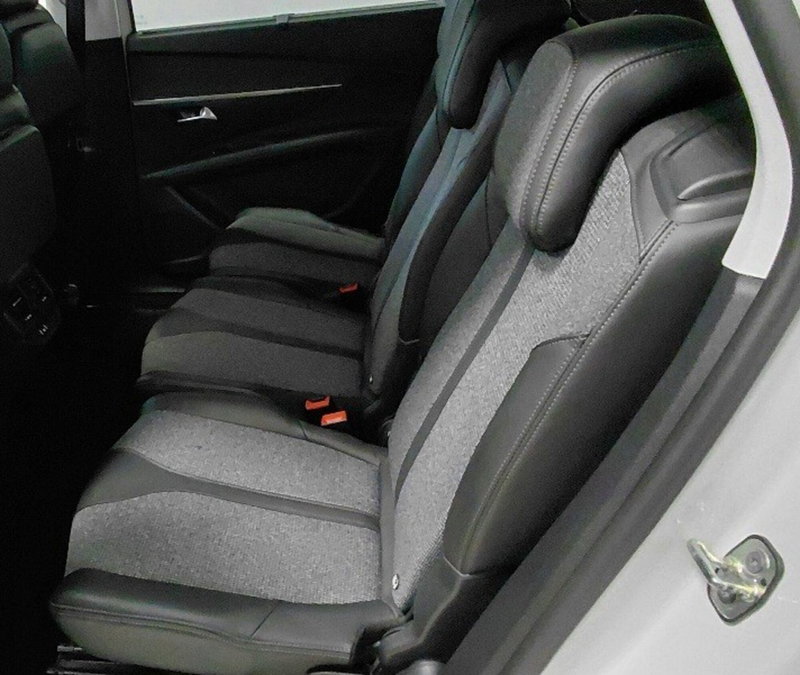 Peugeot 5008 usata a Cosenza (12)