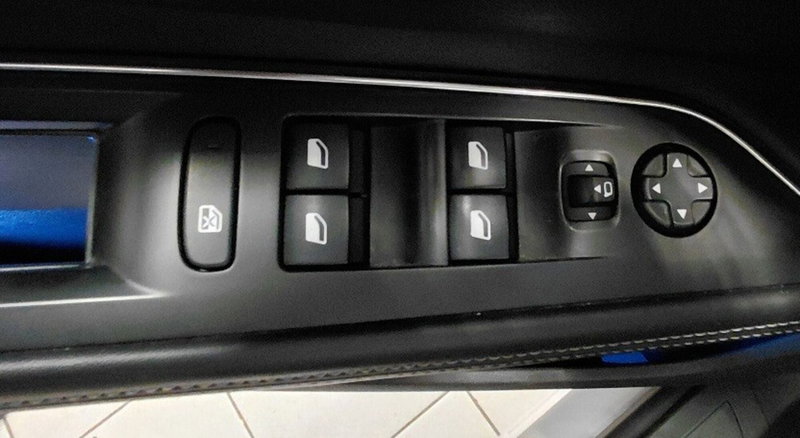 Peugeot 5008 usata a Cosenza (14)