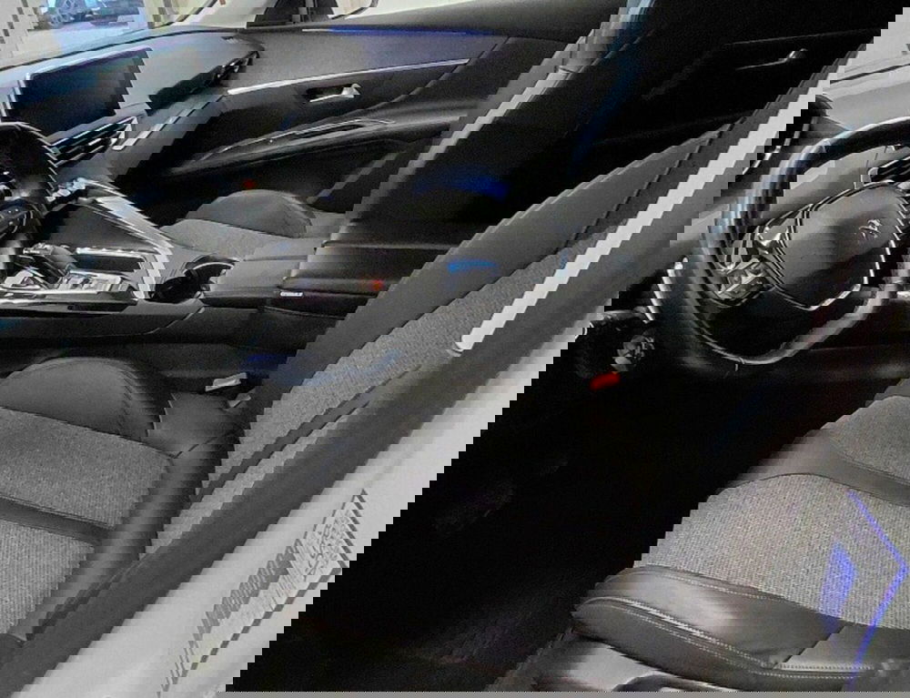 Peugeot 5008 usata a Cosenza (9)