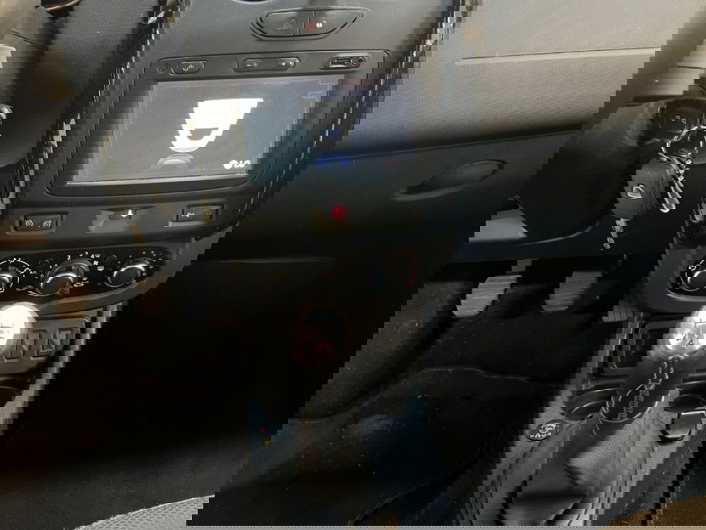 Dacia Duster usata a Verona (9)