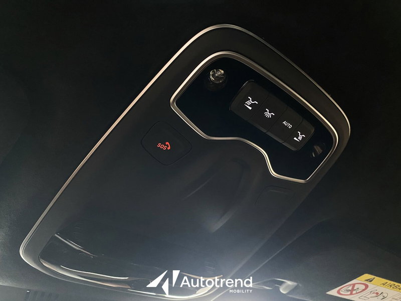 Lotus Emira usata a Bari (15)