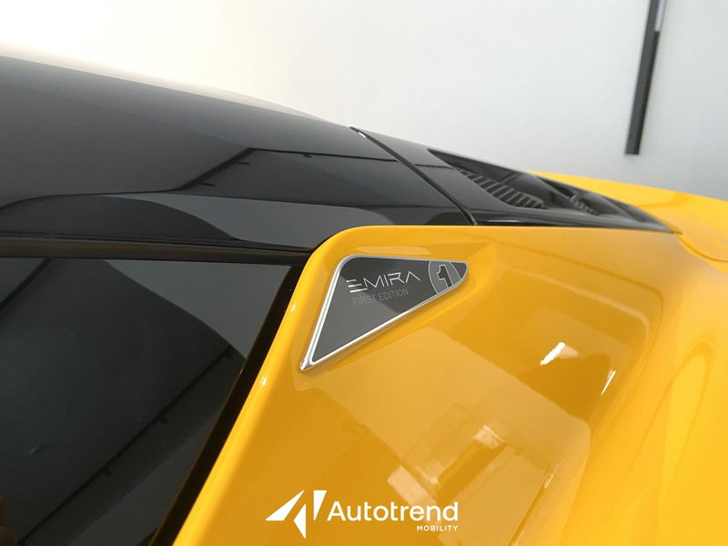 Lotus Emira usata a Bari (17)