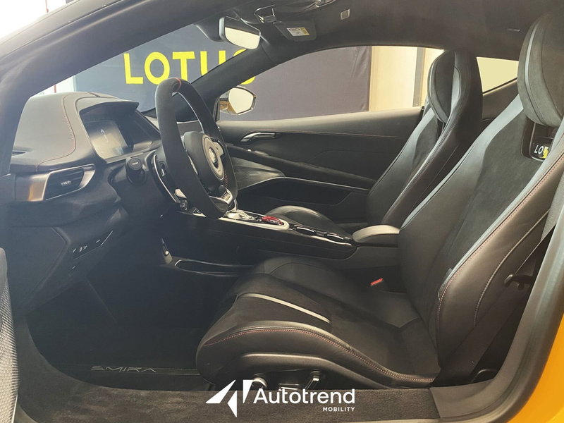 Lotus Emira usata a Bari (6)